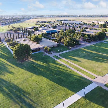 Holiday Inn Express & Suites Midland South I-20 By Ihg Eksteriør billede