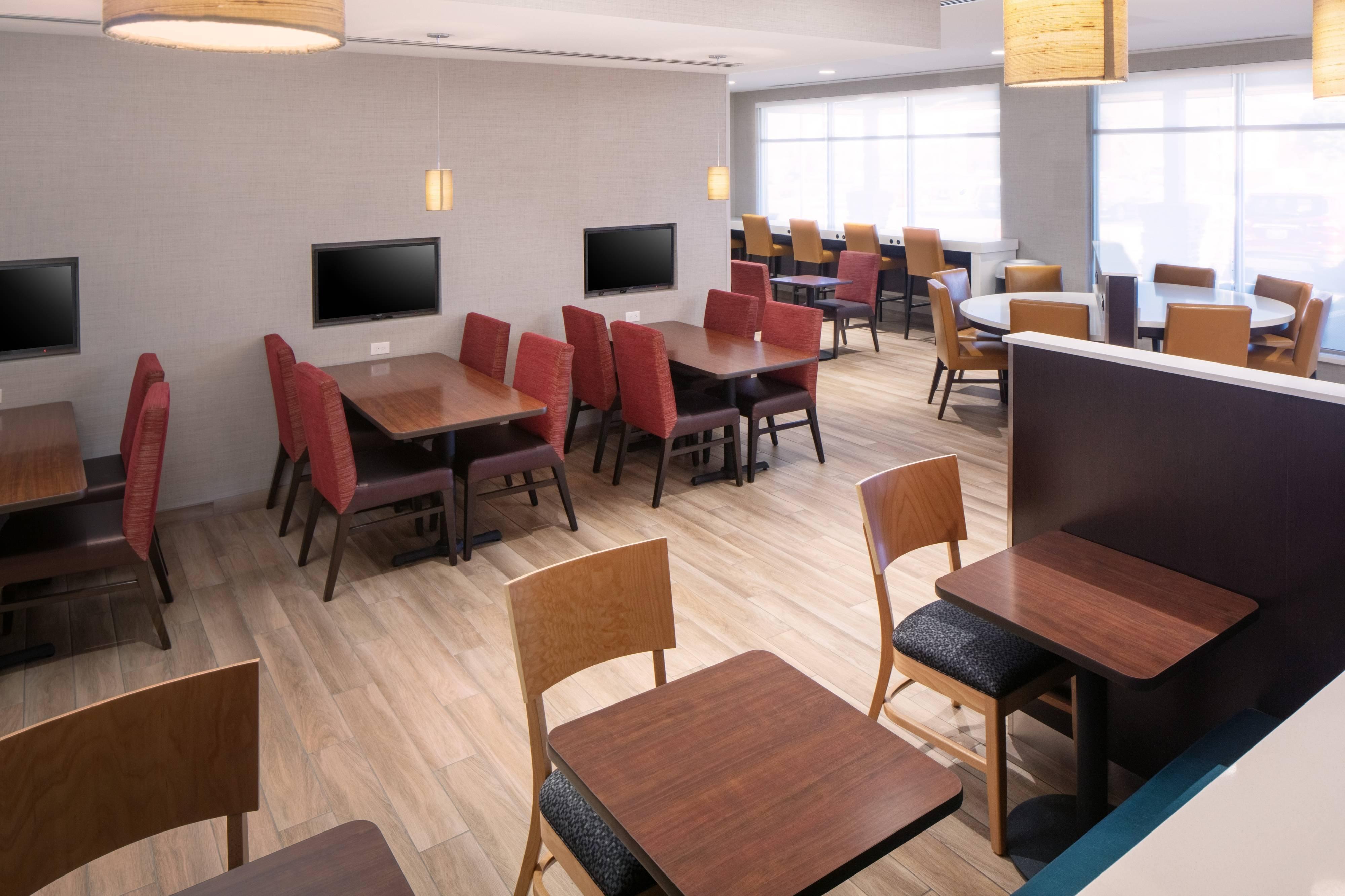 Holiday Inn Express & Suites Midland South I-20 By Ihg Eksteriør billede