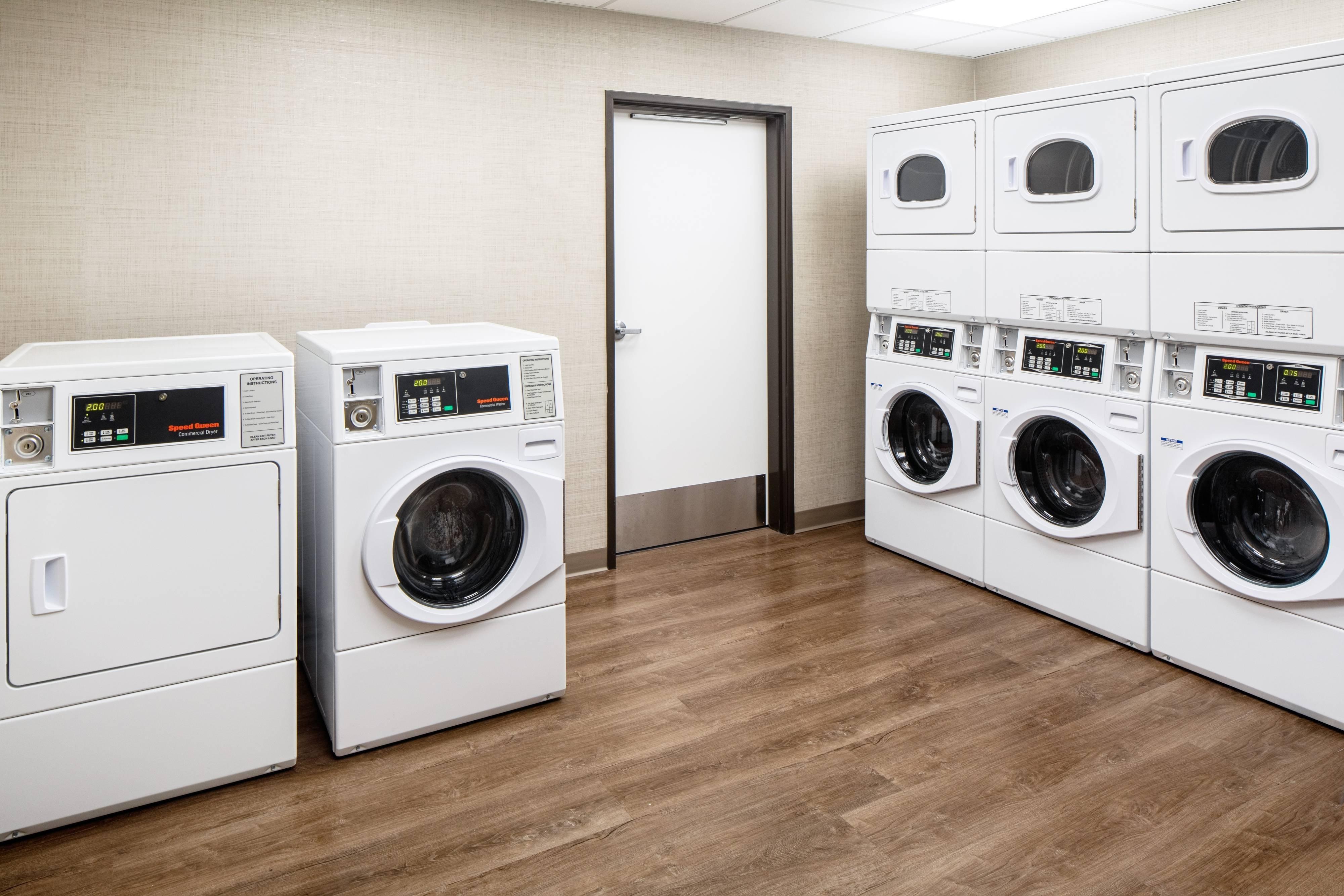 Holiday Inn Express & Suites Midland South I-20 By Ihg Eksteriør billede