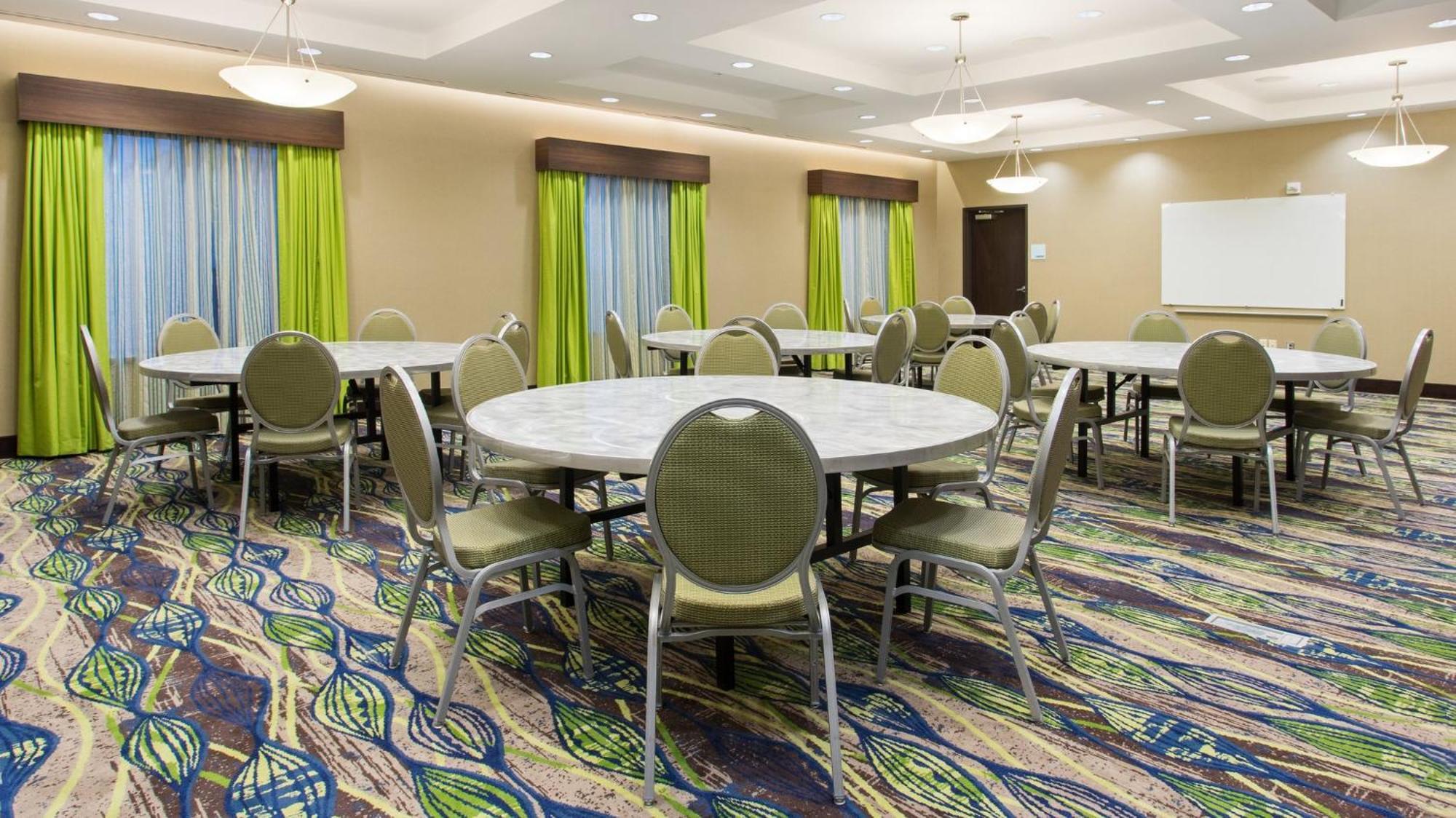 Holiday Inn Express & Suites Midland South I-20 By Ihg Eksteriør billede